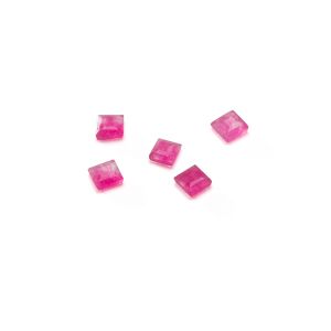 NÁMESTIE kamen plochý chrbát, jadeite neon pink, 3x3 mm GAVBARI, polodrahokam