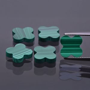 Štvorlístok z malachitu 12x12 MM