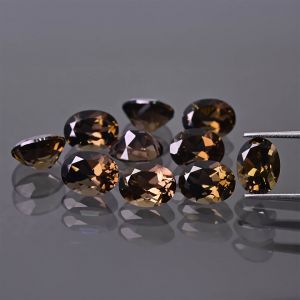 Oválny kameň, kužeľ - Dymový Kremeň 6x4 MM