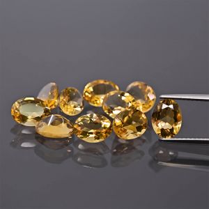 Oválny kameň, kužeľový brus - Citrín 6x4 MM